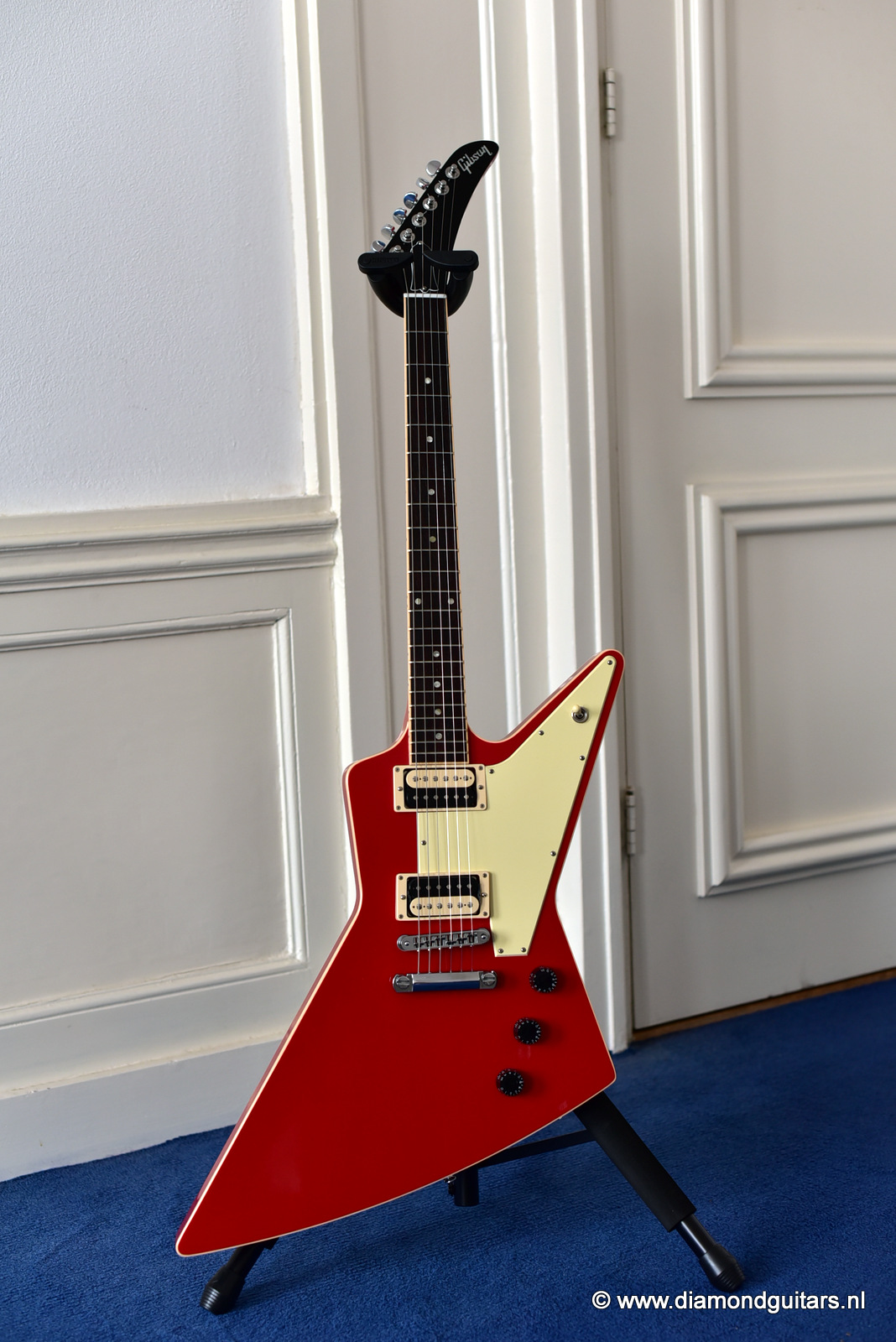 Gibson Explorer image of gibson explorer