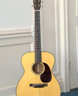 image of martin 000-18