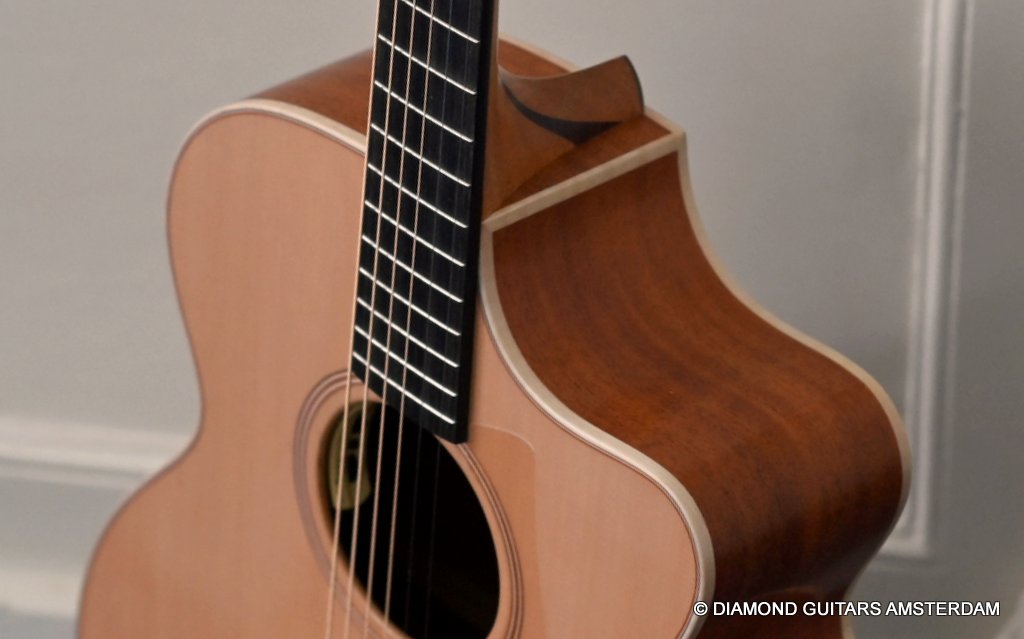 image of lowden o22c