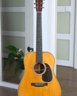 image of Martin D-28 Authentic 1937 Aged