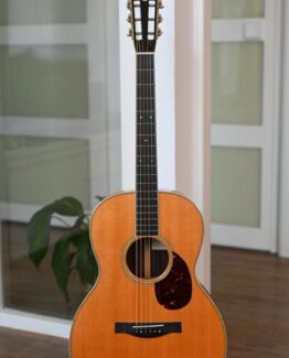 image of Santa Cruz 000 12-fret